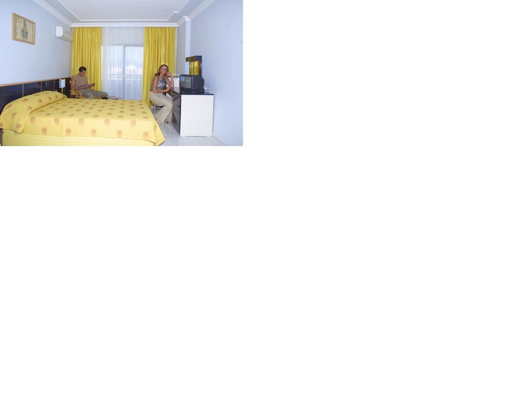 Ares Hotel Mahmutlar Room photo
